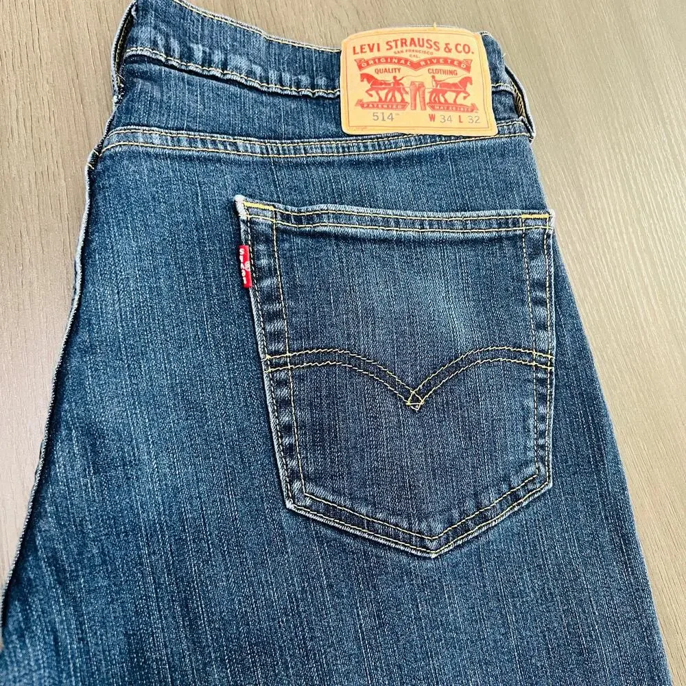 Levi's 514 Jeans Men's Size 34X32 Blue Straight Fit Medium Wash Denim Pants